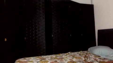 Snapshot of honeymagicxo chatting on December 29, 2024, 6:14 am honeymagicxo online show from December 29, 2024, 6:14 am