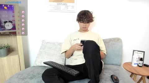 honeymoon_sariel online show from September 18, 2025, 7:49 pm