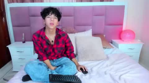 honeymoon_sariel online show from June 20, 2026, 1:47 pm