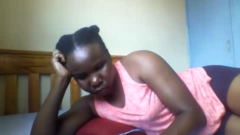 Honeymuny online show from November 20, 2025, 7:08 am