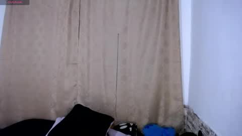 Snapshot of honeypussy3021 chatting on April 19, 2026, 8:02 am Victoria online show from April 19, 2026, 8:02 am