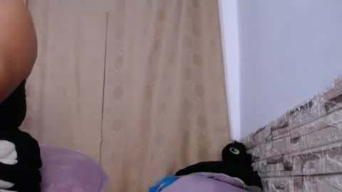Snapshot of honeypussy3021 chatting on May 1, 2026, 8:52 am Victoria online show from May 1, 2026, 8:52 am