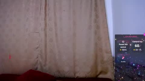Snapshot of honeypussy3021 chatting on July 1, 2026, 9:33 am Victoria online show from July 1, 2026, 9:33 am
