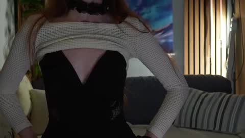 Noelle online show from October 12, 2025, 2:21 am