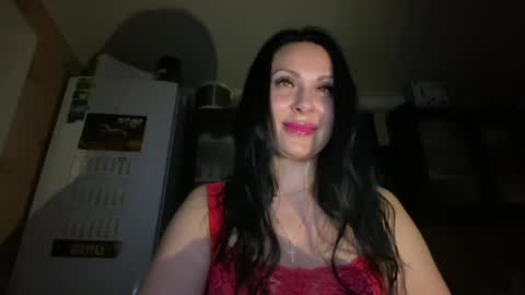 honeyvibe26 online show from June 2, 2026, 8:11 pm