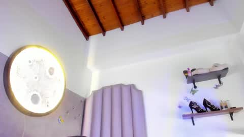honnyy_23 online show from July 10, 2026, 9:17 pm
