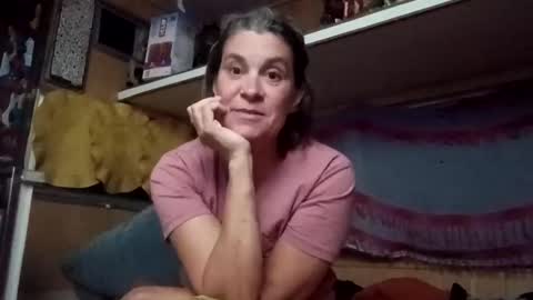Snapshot of hoodoou chatting on May 19, 2026, 4:41 am hoodoou online show from May 19, 2026, 4:41 am