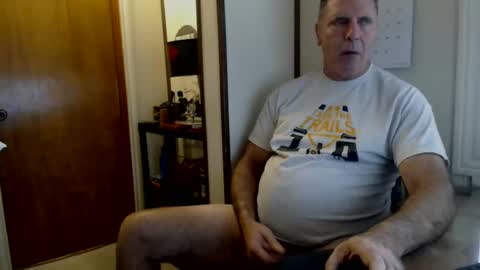 Snapshot of hoosierdadddy4u chatting on January 5, 2025, 7:07 pm Jayson online show from January 5, 2025, 7:07 pm