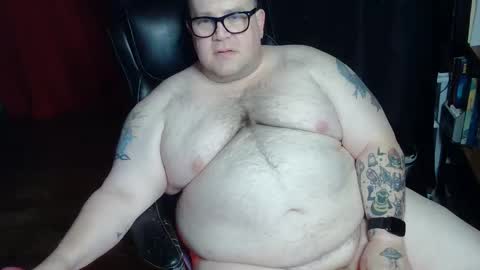 Snapshot of hoosierdaddyxl chatting on December 11, 2024, 5:43 am Sir online show from December 11, 2024, 5:43 am