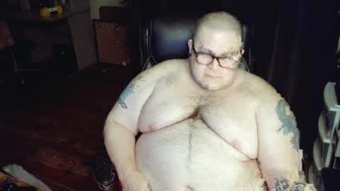 Snapshot of hoosierdaddyxl chatting on January 7, 2025, 5:12 am Sir online show from January 7, 2025, 5:12 am