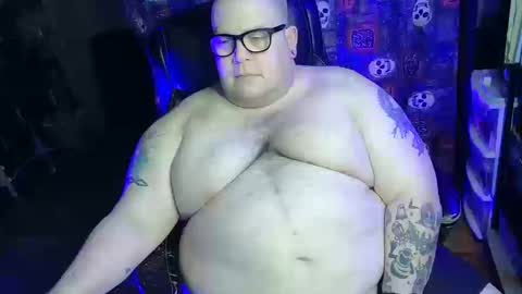 Snapshot of hoosierdaddyxl chatting on October 12, 2025, 4:00 am Sir online show from October 12, 2025, 4:00 am