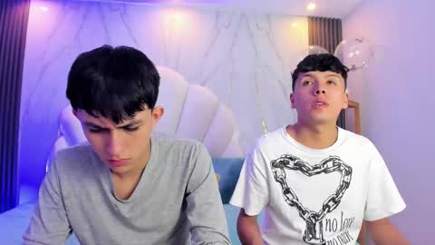 hoot_booys_ online show from February 20, 2026, 7:25 pm