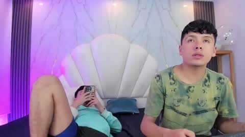 hoot_booys_ online show from February 24, 2026, 6:06 pm