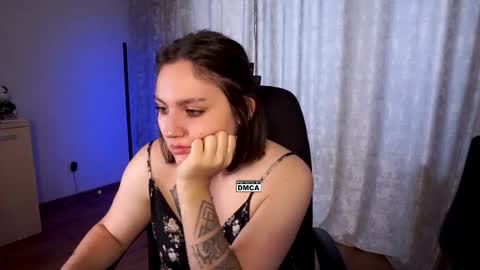 Karina online show from October 10, 2025, 1:04 am