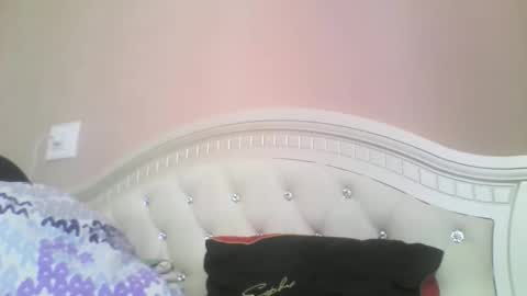 hootloove69 online show from May 2, 2026, 7:13 am