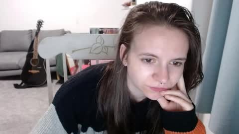 Snapshot of hope_xo chatting on May 12, 2026, 11:13 pm Hope online show from May 12, 2026, 11:13 pm