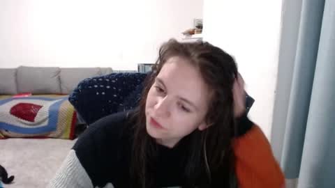 Snapshot of hope_xo chatting on June 5, 2026, 10:04 pm Hope online show from June 5, 2026, 10:04 pm