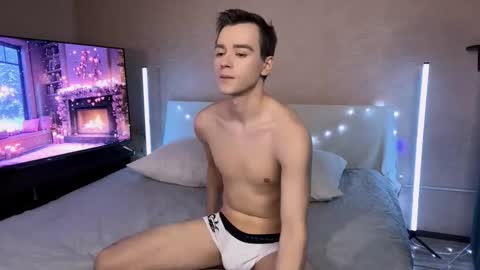 MarkAndSonya online show from December 16, 2025, 8:19 am