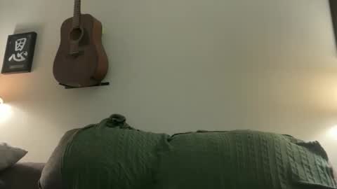 Snapshot of horneenbored chatting on December 4, 2025, 10:51 pm horneenbored online show from December 4, 2025, 10:51 pm