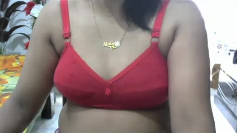 Snapshot of horneydesibaby chatting on February 24, 2025, 3:23 am horneydesibaby online show from February 24, 2025, 3:23 am