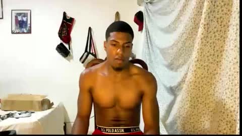 Snapshot of horneyguy2399 chatting on May 3, 2026, 2:06 am sugarbaby online show from May 3, 2026, 2:06 am