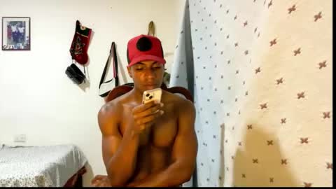 Snapshot of horneyguy2399 chatting on May 8, 2026, 6:35 pm sugarbaby online show from May 8, 2026, 6:35 pm