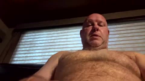 hornieecum online show from October 5, 2025, 11:52 am