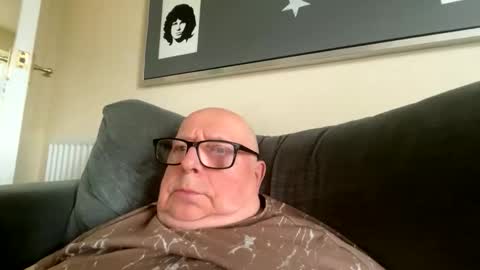 Cum suck Me off online show from April 17, 2026, 10:29 am