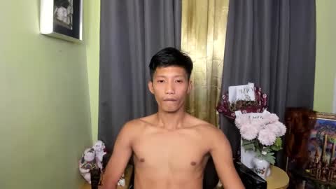 Snapshot of horny_asianmoreno chatting on January 28, 2025, 5:54 am ROGER online show from January 28, 2025, 5:54 am