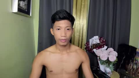 Snapshot of horny_asianmoreno chatting on February 3, 2025, 4:52 pm ROGER online show from February 3, 2025, 4:52 pm