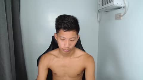 Snapshot of horny_asianmoreno chatting on September 10, 2025, 2:44 am ROGER online show from September 10, 2025, 2:44 am