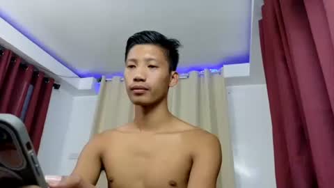 Snapshot of horny_asianmoreno chatting on October 23, 2025, 12:54 am ROGER online show from October 23, 2025, 12:54 am