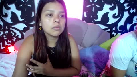 CATALINA Y LAURA  online show from September 13, 2025, 6:13 am