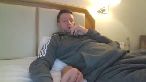 Snapshot of horny_jay86 chatting on May 17, 2026, 6:26 pm horny_jay86 online show from May 17, 2026, 6:26 pm