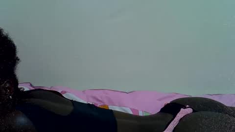 Kitty online show from September 21, 2025, 9:55 am