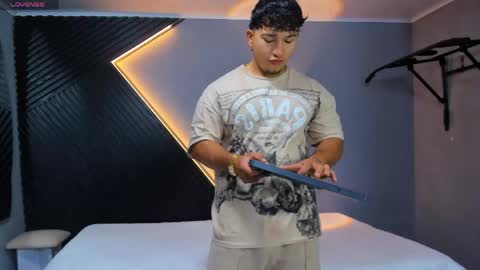 Snapshot of horny_nick18 chatting on May 2, 2026, 11:37 am horny_nick18 online show from May 2, 2026, 11:37 am