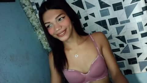 Snapshot of horny_rhiana chatting on April 18, 2026, 9:46 am Rhiana online show from April 18, 2026, 9:46 am