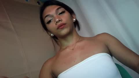 Snapshot of horny_rhiana chatting on May 11, 2026, 7:14 am Rhiana online show from May 11, 2026, 7:14 am