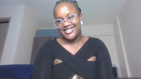 Snapshot of horny_sexxy_babe chatting on May 20, 2026, 6:25 pm Lucy online show from May 20, 2026, 6:25 pm