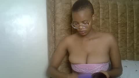 Snapshot of horny_sexy_baby chatting on January 5, 2026, 8:01 pm horny_sexy_baby online show from January 5, 2026, 8:01 pm