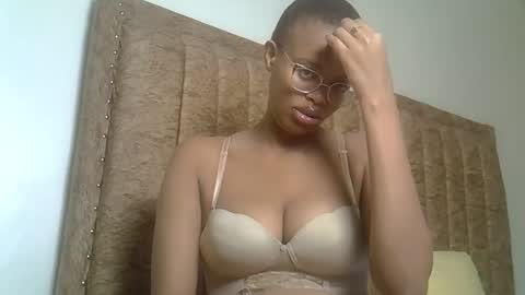 Snapshot of horny_sexy_baby chatting on January 7, 2026, 11:45 am horny_sexy_baby online show from January 7, 2026, 11:45 am