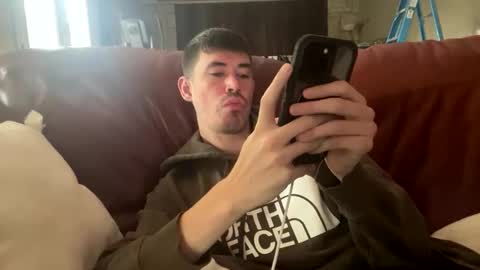 Snapshot of hornyboi2710 chatting on September 14, 2025, 4:17 pm Justin 7 inches online show from September 14, 2025, 4:17 pm