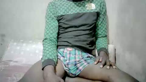 hornyboy9102003 online show from March 7, 2026, 9:12 pm