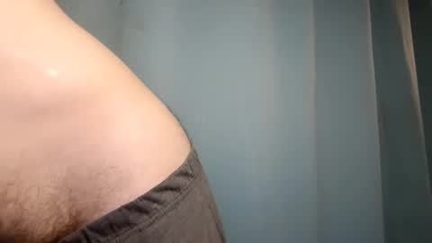 Snapshot of hornydude3435 chatting on December 14, 2025, 5:02 am hornydude3435 online show from December 14, 2025, 5:02 am