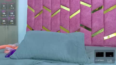 Valentina  online show from February 20, 2026, 12:49 pm