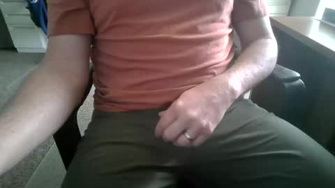 hornyhubby1001 online show from April 1, 2026, 5:21 pm