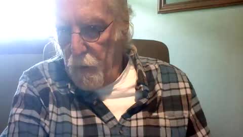 Snapshot of hornyinohio9 chatting on May 5, 2026, 1:19 pm HornyInOhio9 online show from May 5, 2026, 1:19 pm