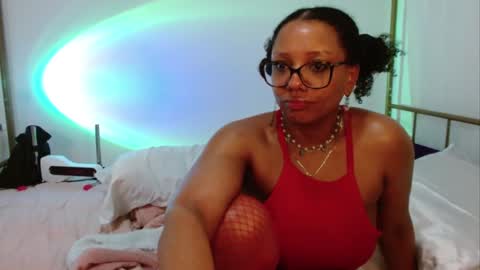 Horny Little Honey online show from December 1, 2024, 5:13 pm