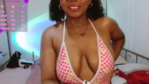 Horny Little Honey online show from December 15, 2024, 9:09 pm