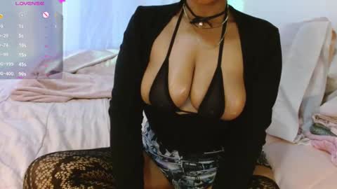 Horny Little Honey online show from March 4, 2025, 2:49 am